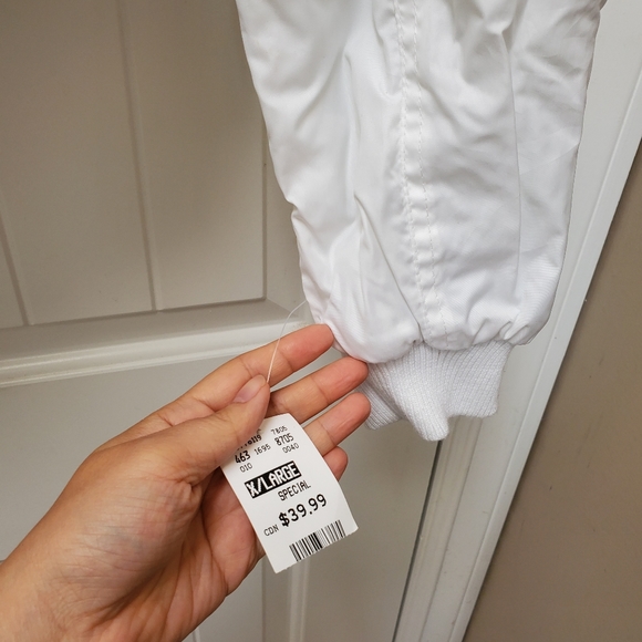 White Jacket - Picture 4 of 4